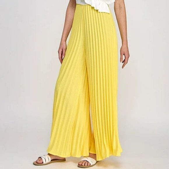 Yellow Cami asymmetrical ruffle detail‎ pleated bottom jumpsuit - Picture 6 of 8